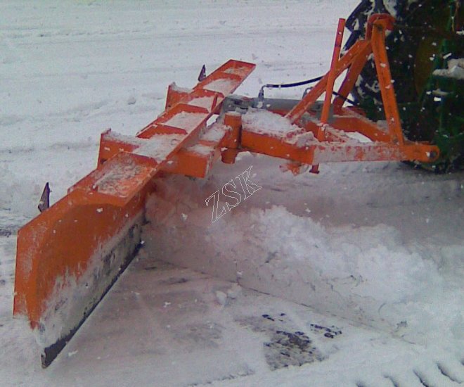 Traktorov pluh hydraulicky oton - Kliknutm na obrzek zavete